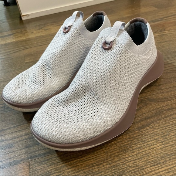 Allbirds Tree Dasher Relay Men's 9.5 Light Grey/Stormy Mauve Natural White Sole - Picture 1 of 11